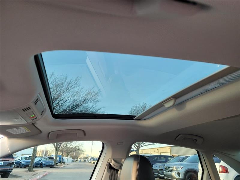 Volkswagen Jetta SEL 2025