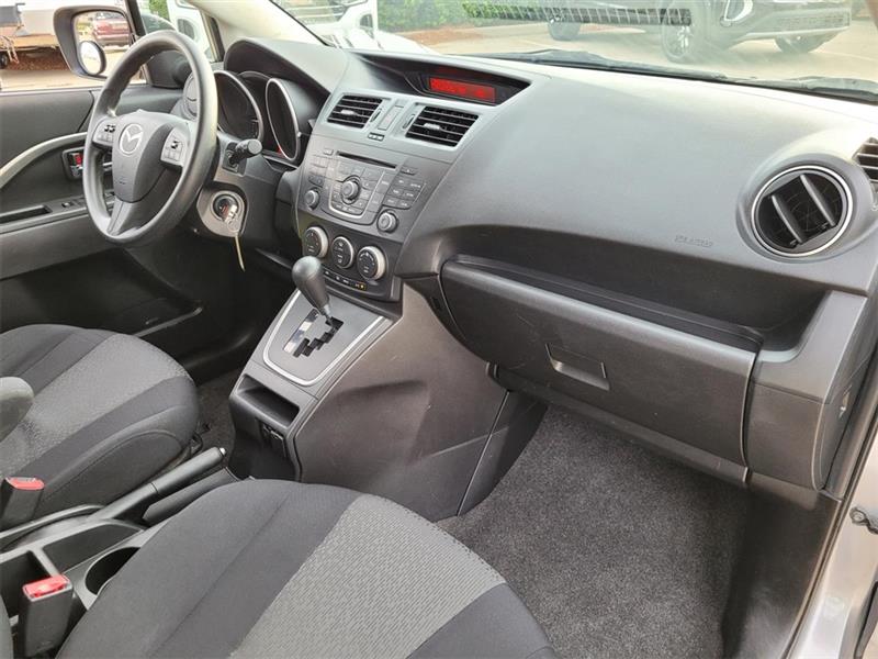 Mazda MAZDA5 Sport 2012