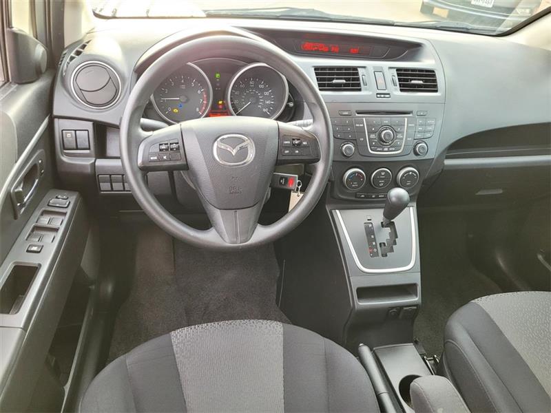 Mazda MAZDA5 Sport 2012