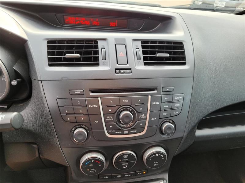 Mazda MAZDA5 Sport 2012