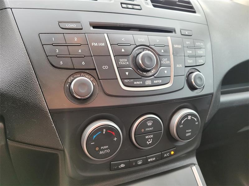 Mazda MAZDA5 Sport 2012