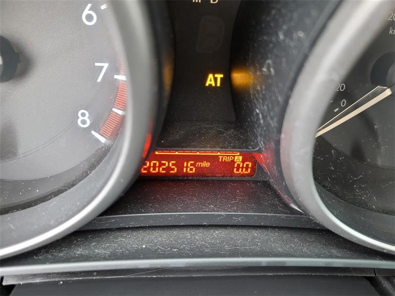 Mazda MAZDA5 Sport 2012