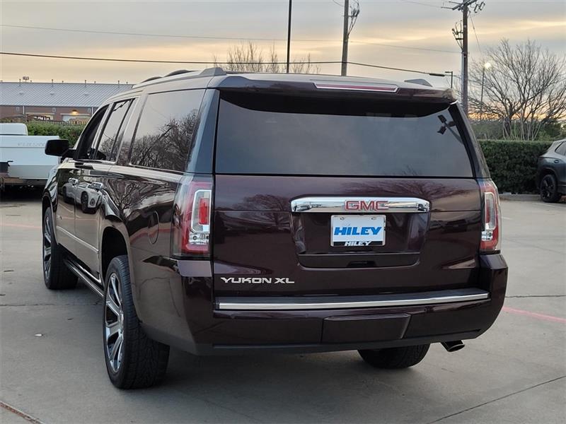 GMC Yukon XL Denali 2WD 2017