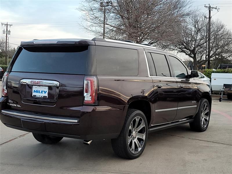 GMC Yukon XL Denali 2WD 2017