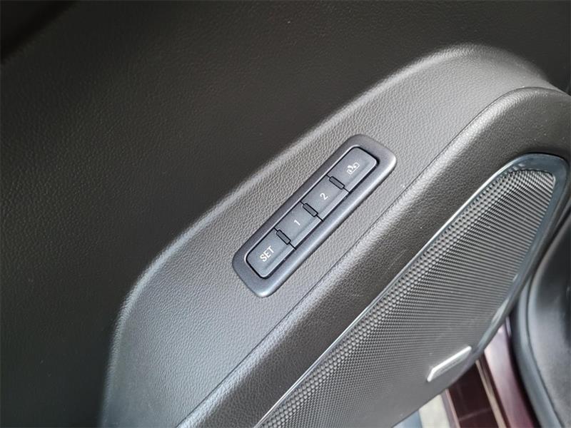 GMC Yukon XL Denali 2WD 2017