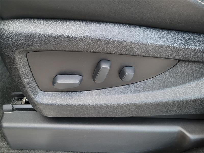 GMC Yukon XL Denali 2WD 2017