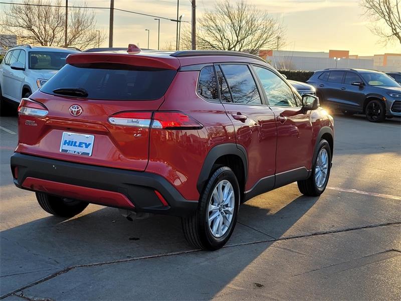 Toyota Corolla Cross LE 2022