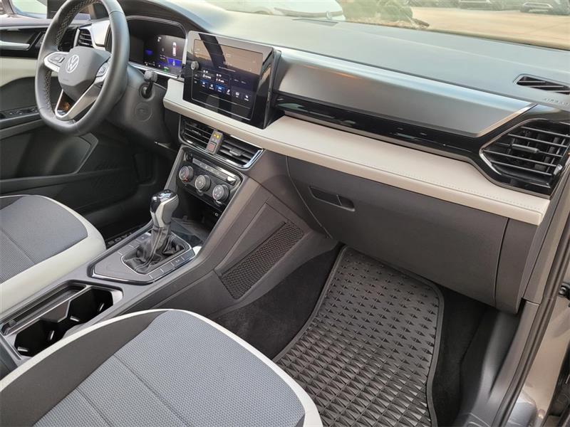 Volkswagen Taos S 2025