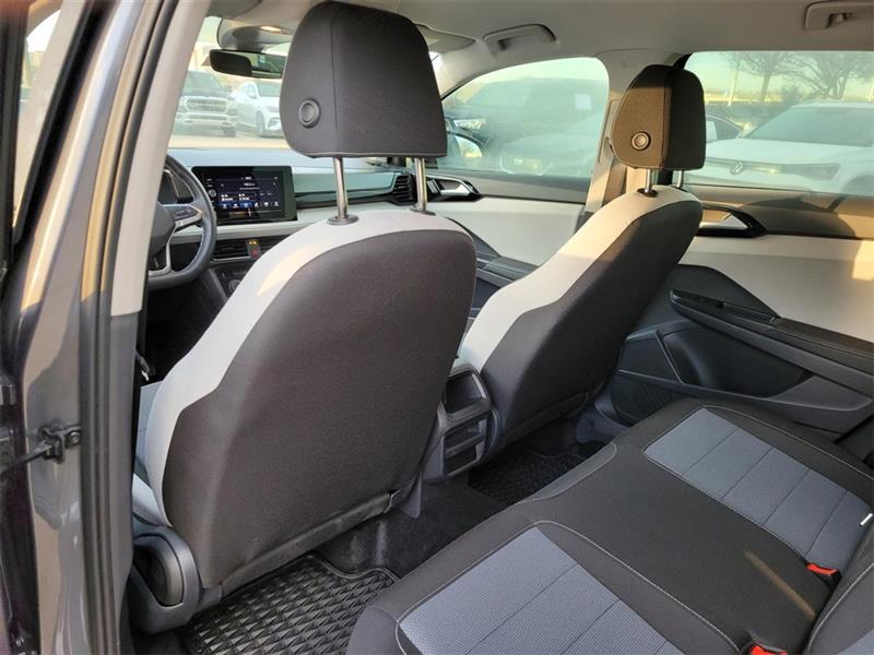 Volkswagen Taos S 2025