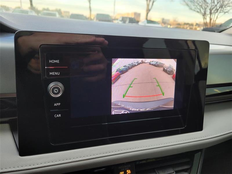 Volkswagen Taos S 2025