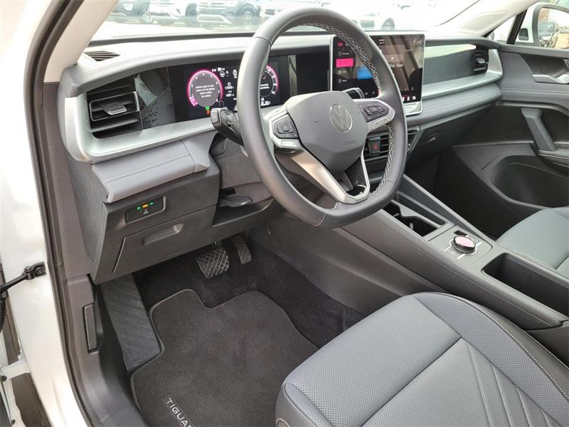 Volkswagen Tiguan SE 2025