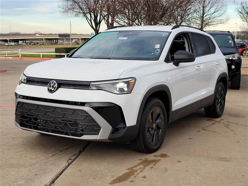 Volkswagen Taos S 2025