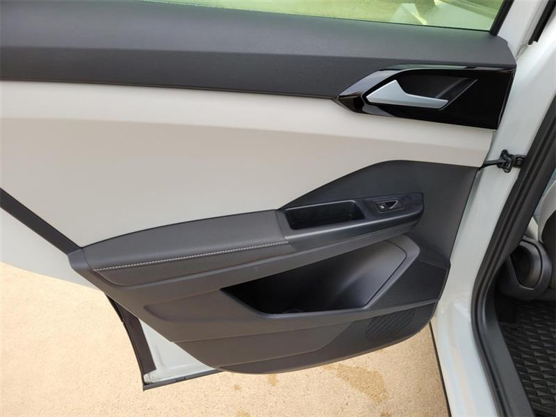 Volkswagen Taos S 2025