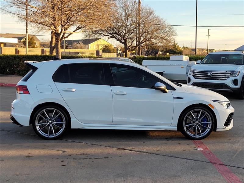 Volkswagen Golf R Base 2024