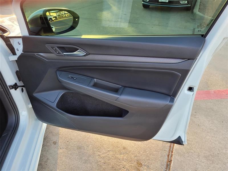 Volkswagen Golf R Base 2024