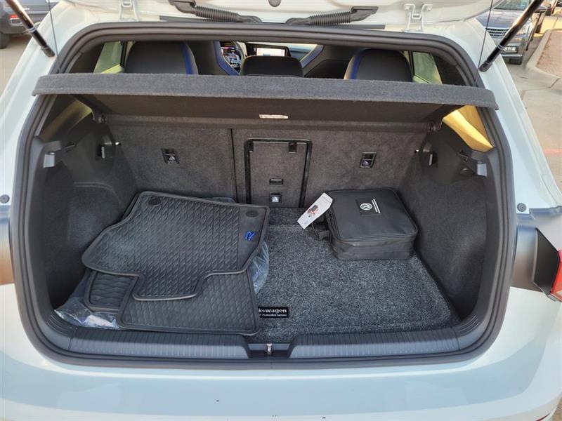 Volkswagen Golf R Base 2024