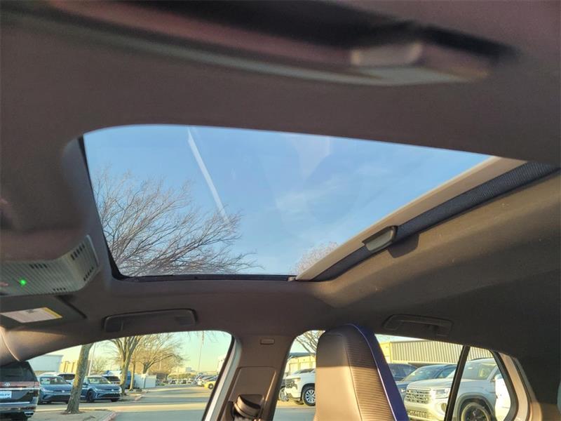 Volkswagen Golf R Base 2024