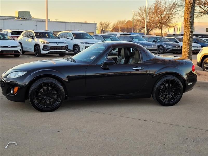Mazda MX-5 Miata Grand Touring PRHT 2010