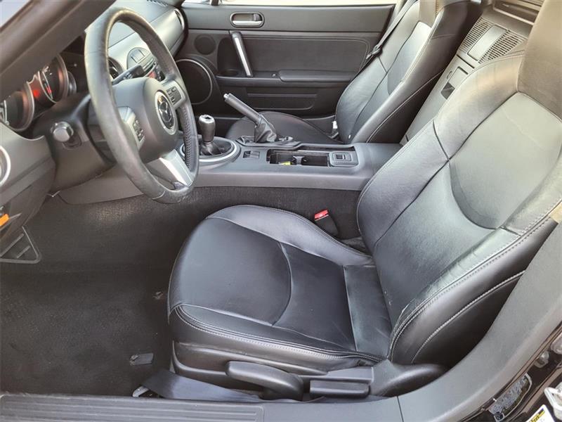 Mazda MX-5 Miata Grand Touring PRHT 2010