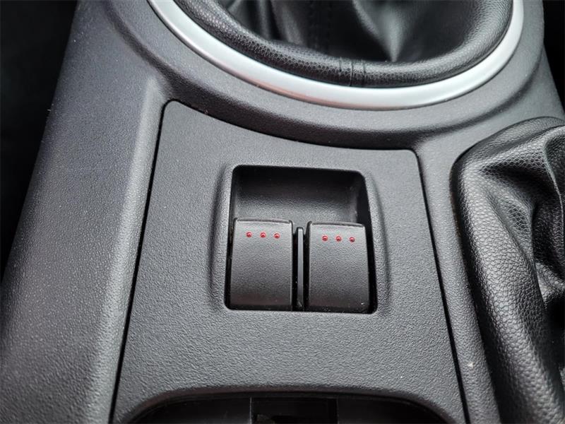 Mazda MX-5 Miata Grand Touring PRHT 2010