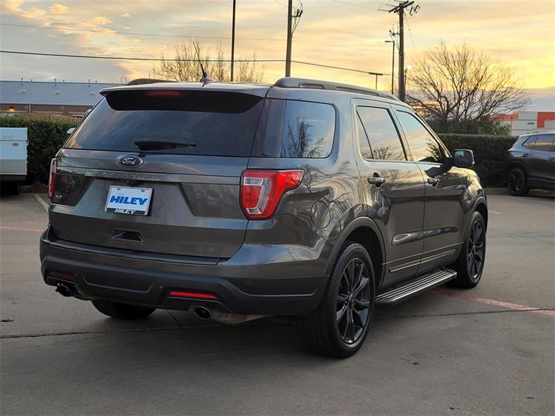 Ford Explorer XLT FWD 2018