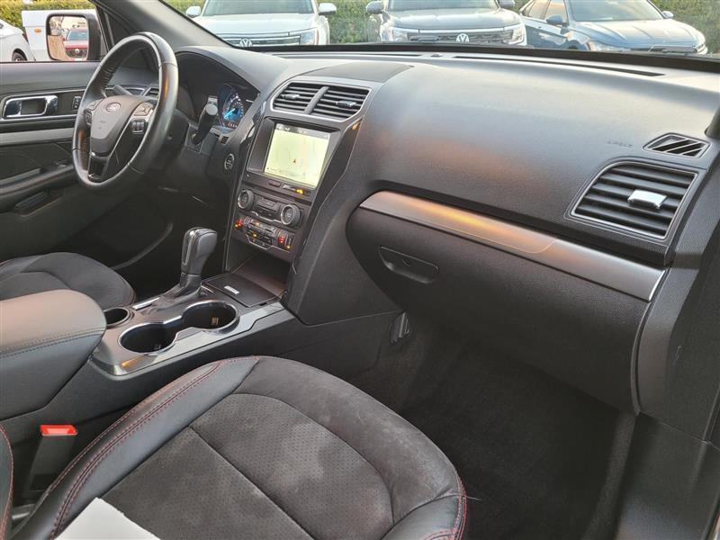 Ford Explorer XLT FWD 2018