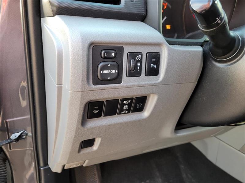 Toyota 4Runner SR5 4WD 2013