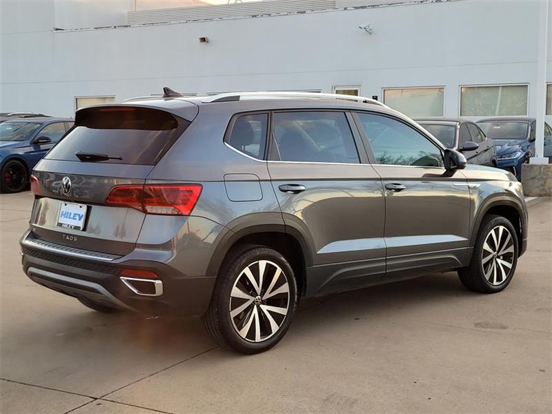 Volkswagen Taos SE 2022