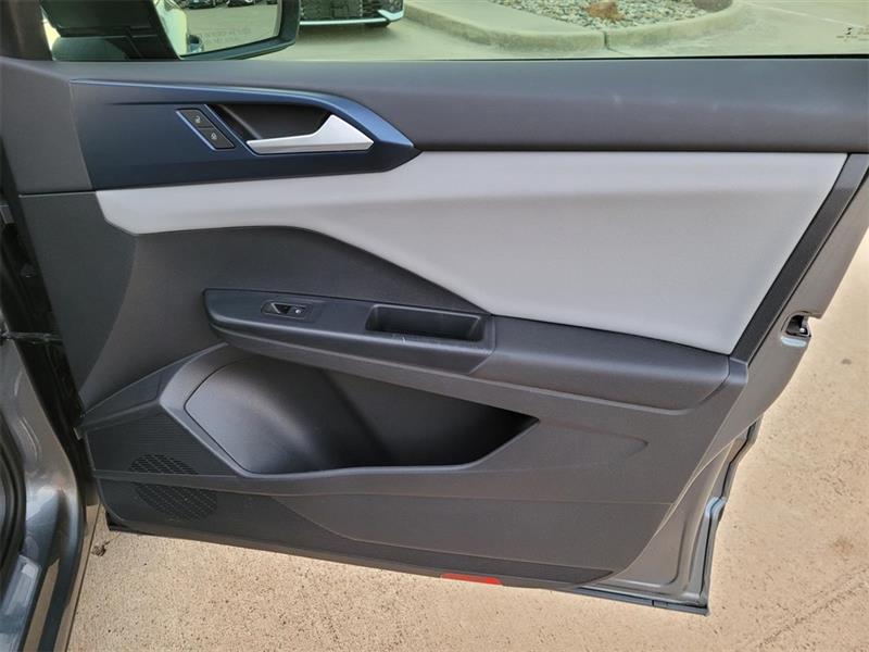 Volkswagen Taos SE 2022