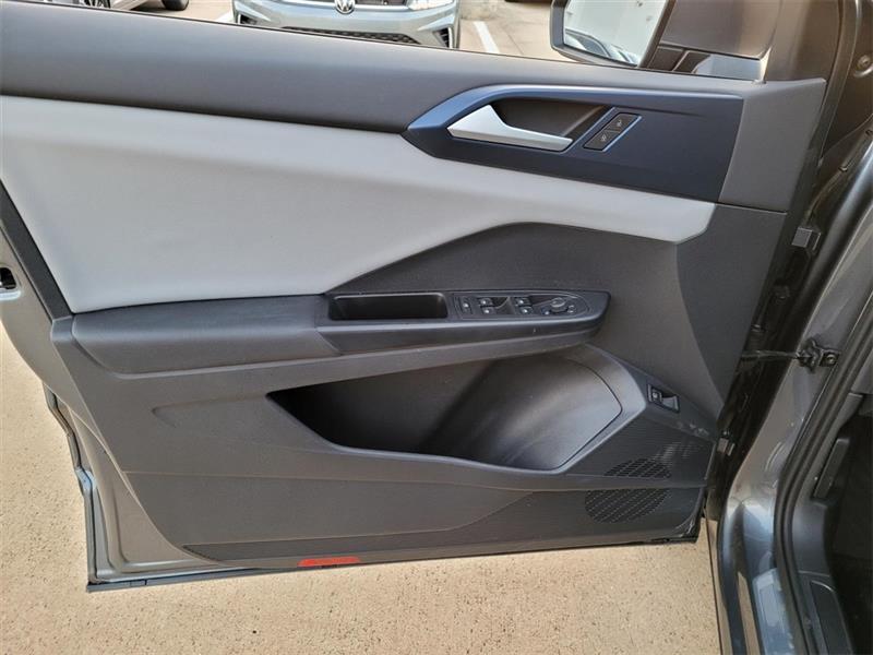 Volkswagen Taos SE 2022