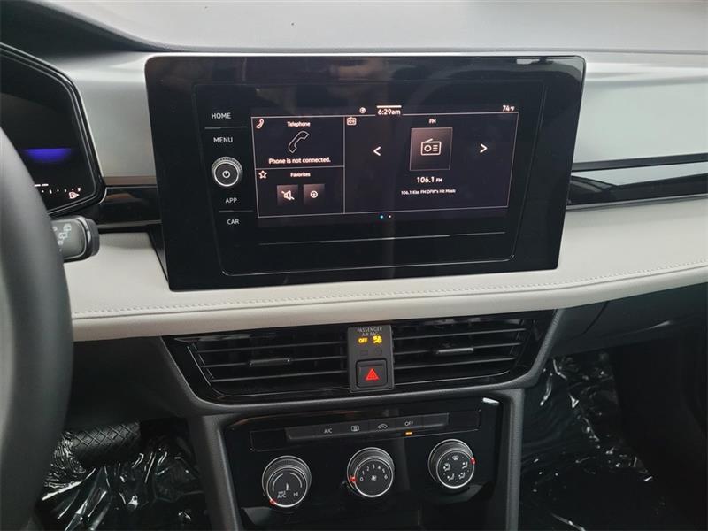 Volkswagen Taos S 2025