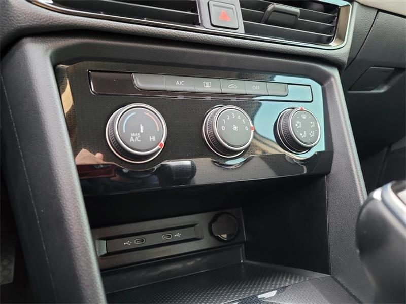 Volkswagen Taos S 2025