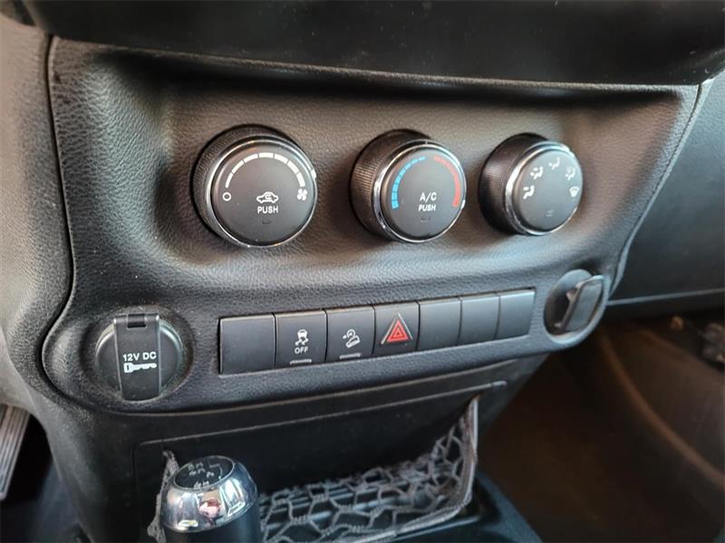 Jeep Wrangler Sport 4WD 2013