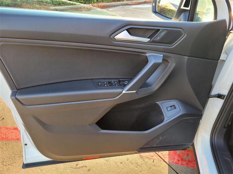 Volkswagen Tiguan SEL 4Motion AWD 2020