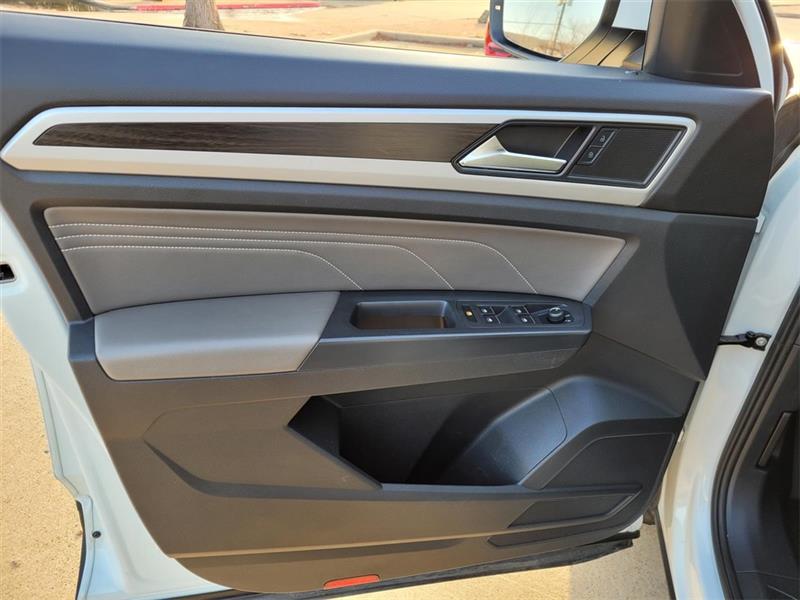 Volkswagen Atlas SE 2023