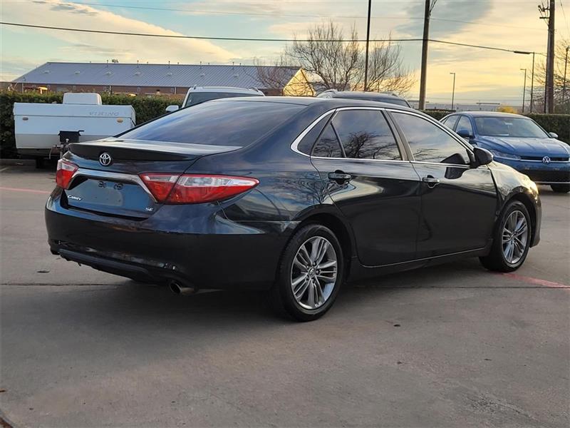 Toyota Camry XLE 2016