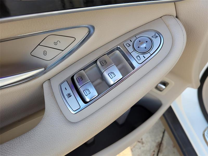 Mercedes-Benz GLC-Class GLC300 2020