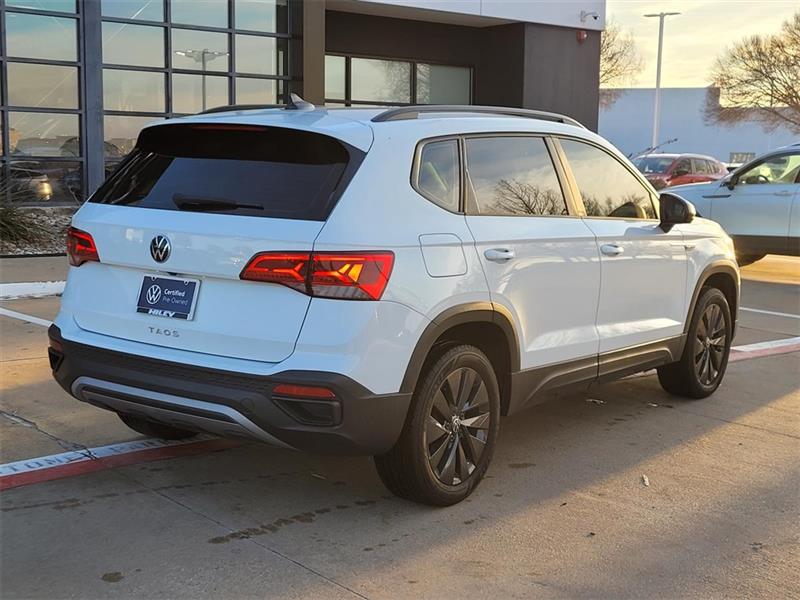 Volkswagen Taos S 2023