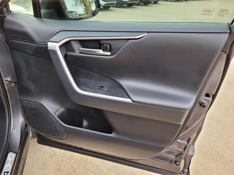 Toyota RAV4 Limited 2019