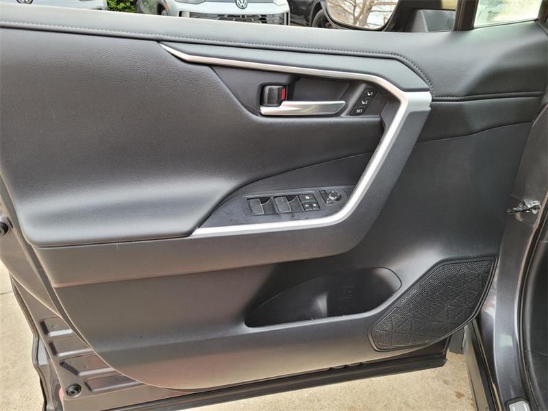 Toyota RAV4 Limited 2019