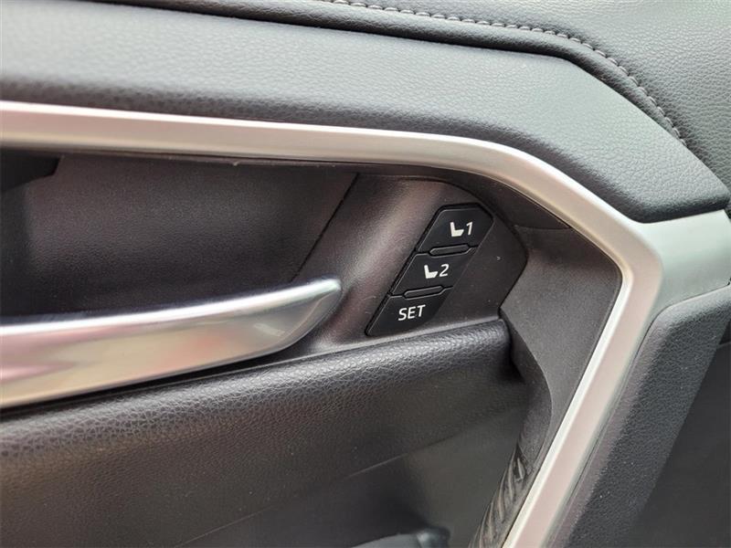 Toyota RAV4 Limited 2019