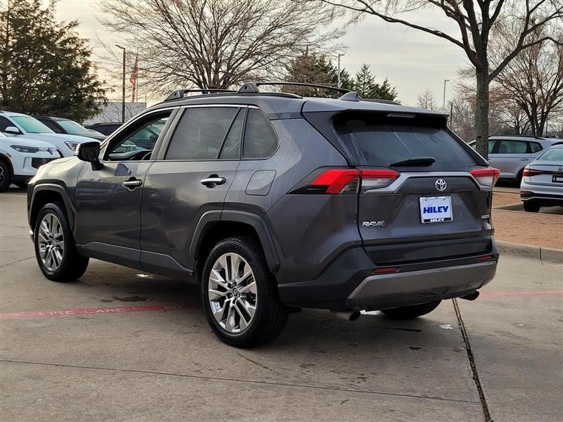 Toyota RAV4 Limited 2019