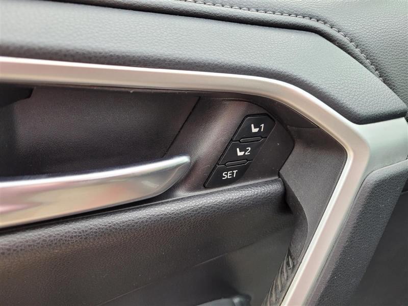 Toyota RAV4 Limited 2019