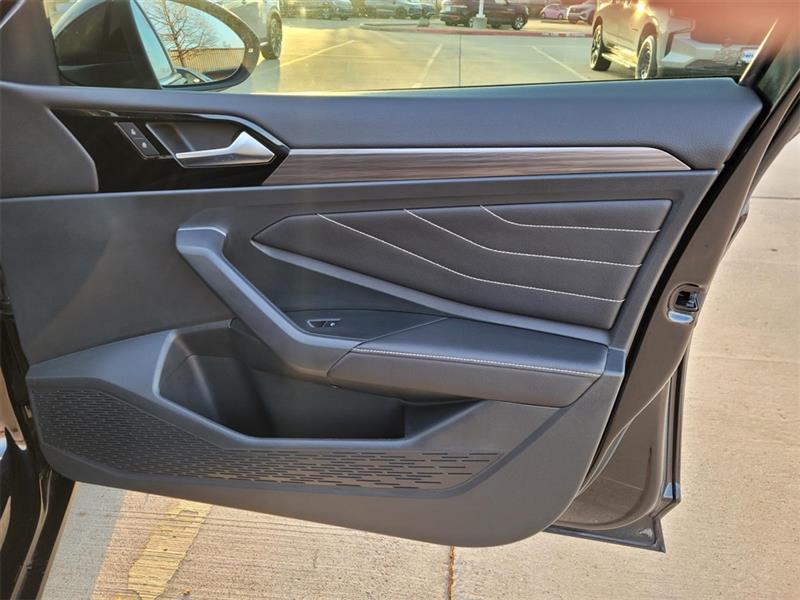 Volkswagen Jetta SEL 2023