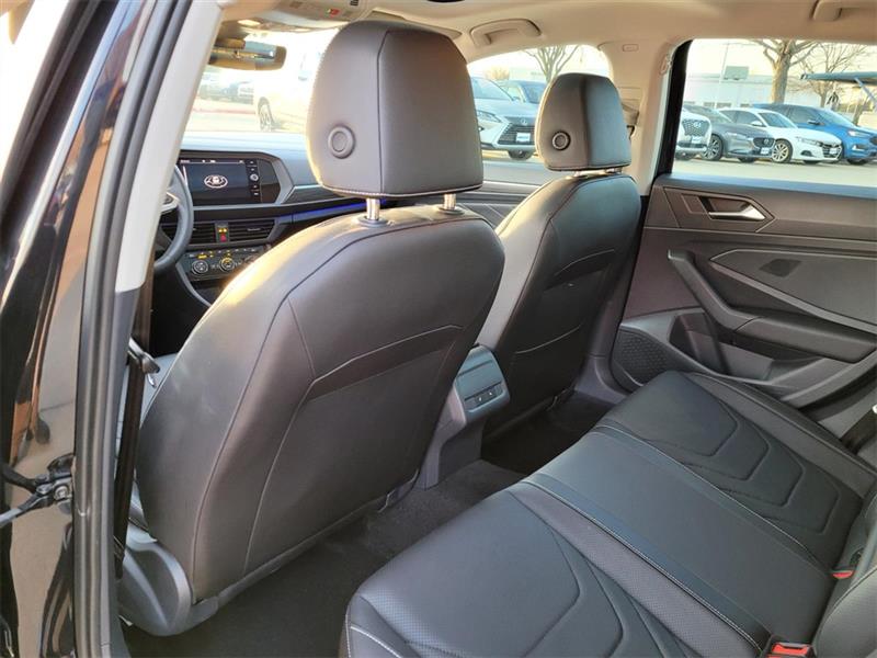 Volkswagen Jetta SEL 2023