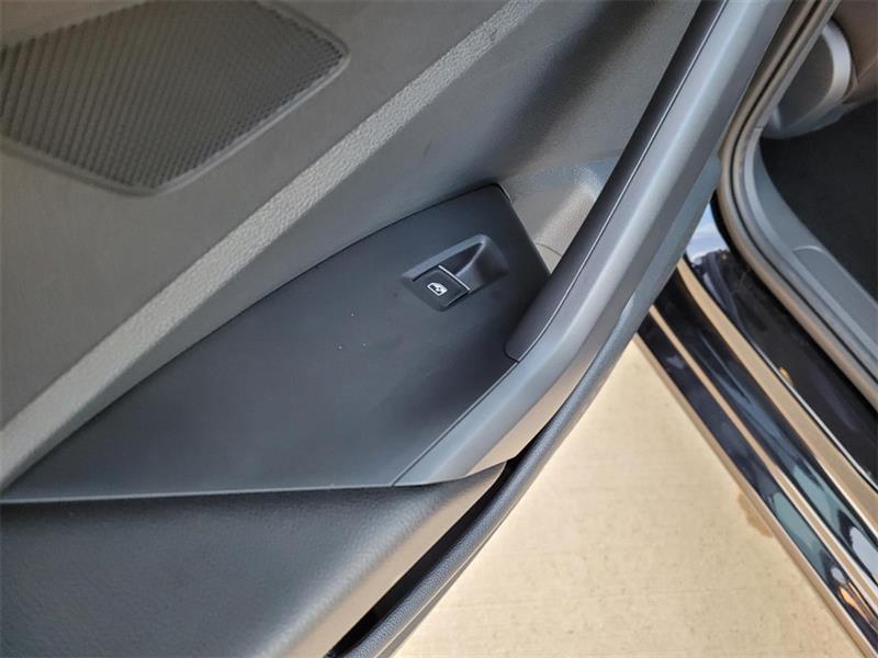 Volkswagen Jetta SEL 2023