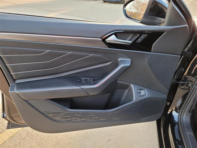 Volkswagen Jetta SEL 2023