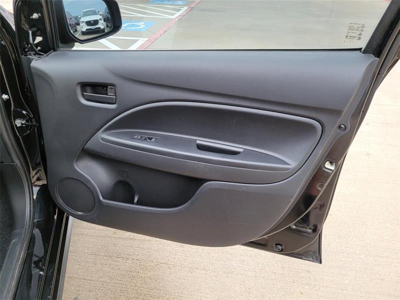 Mitsubishi Mirage ES 2014