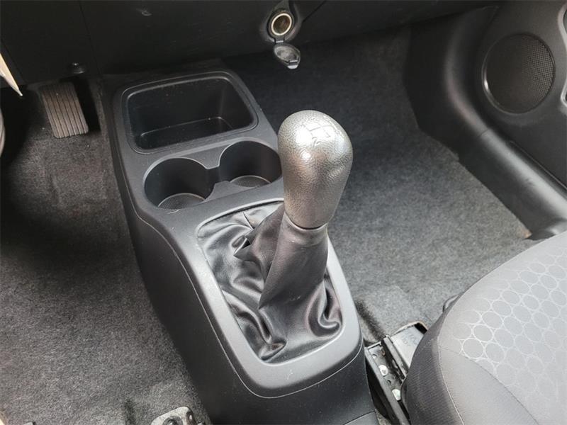 Mitsubishi Mirage ES 2014