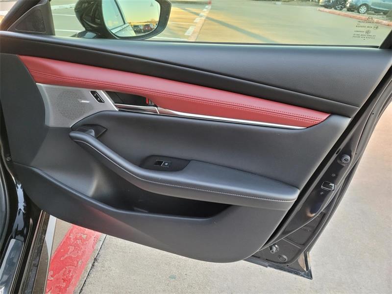 Mazda MAZDA3 Premium Plus Hatchback AWD 2025